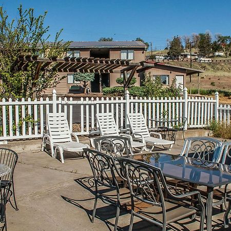 Econo Lodge Inn & Suites Madras Εξωτερικό φωτογραφία