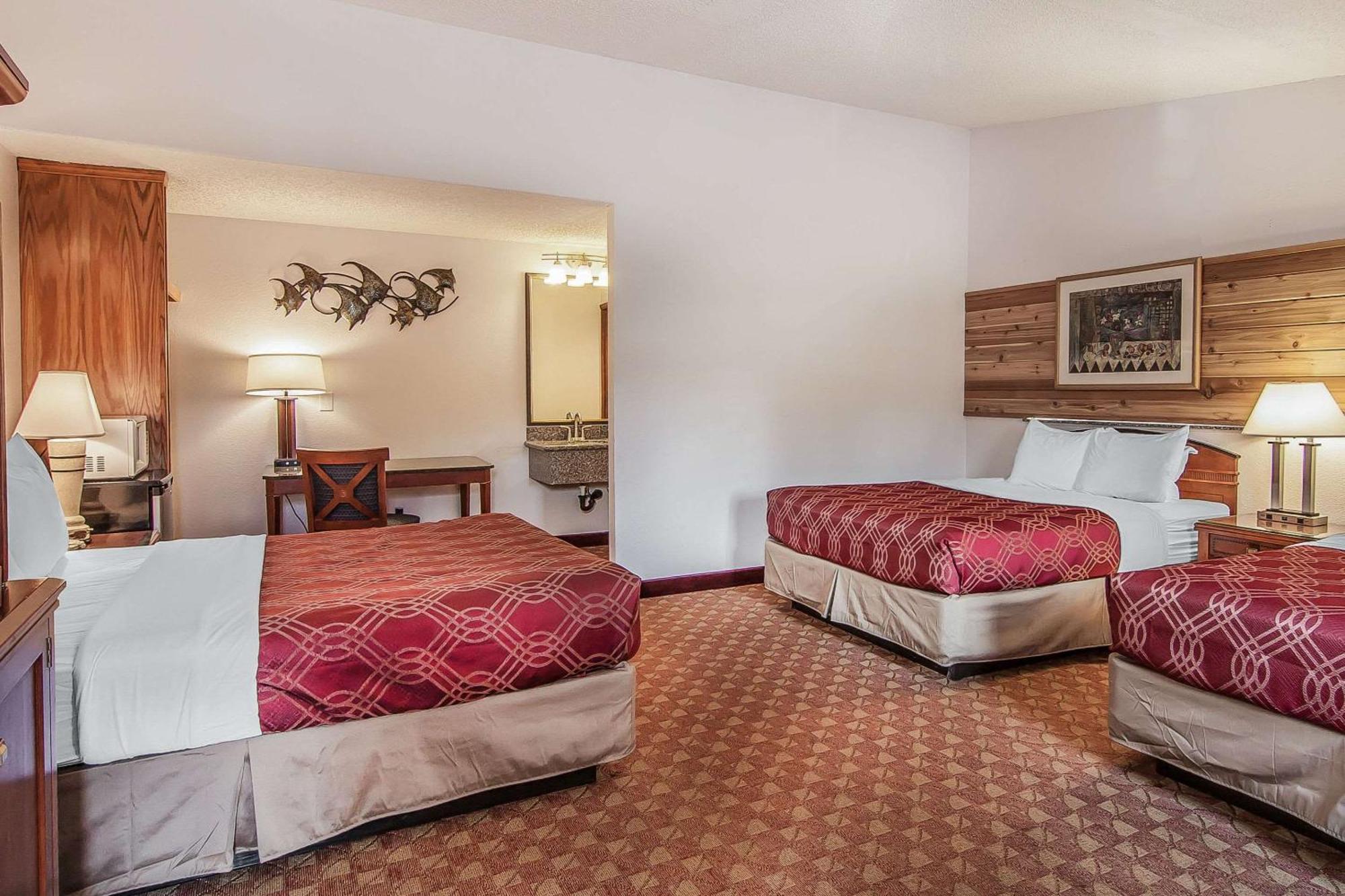 Econo Lodge Inn & Suites Madras Εξωτερικό φωτογραφία