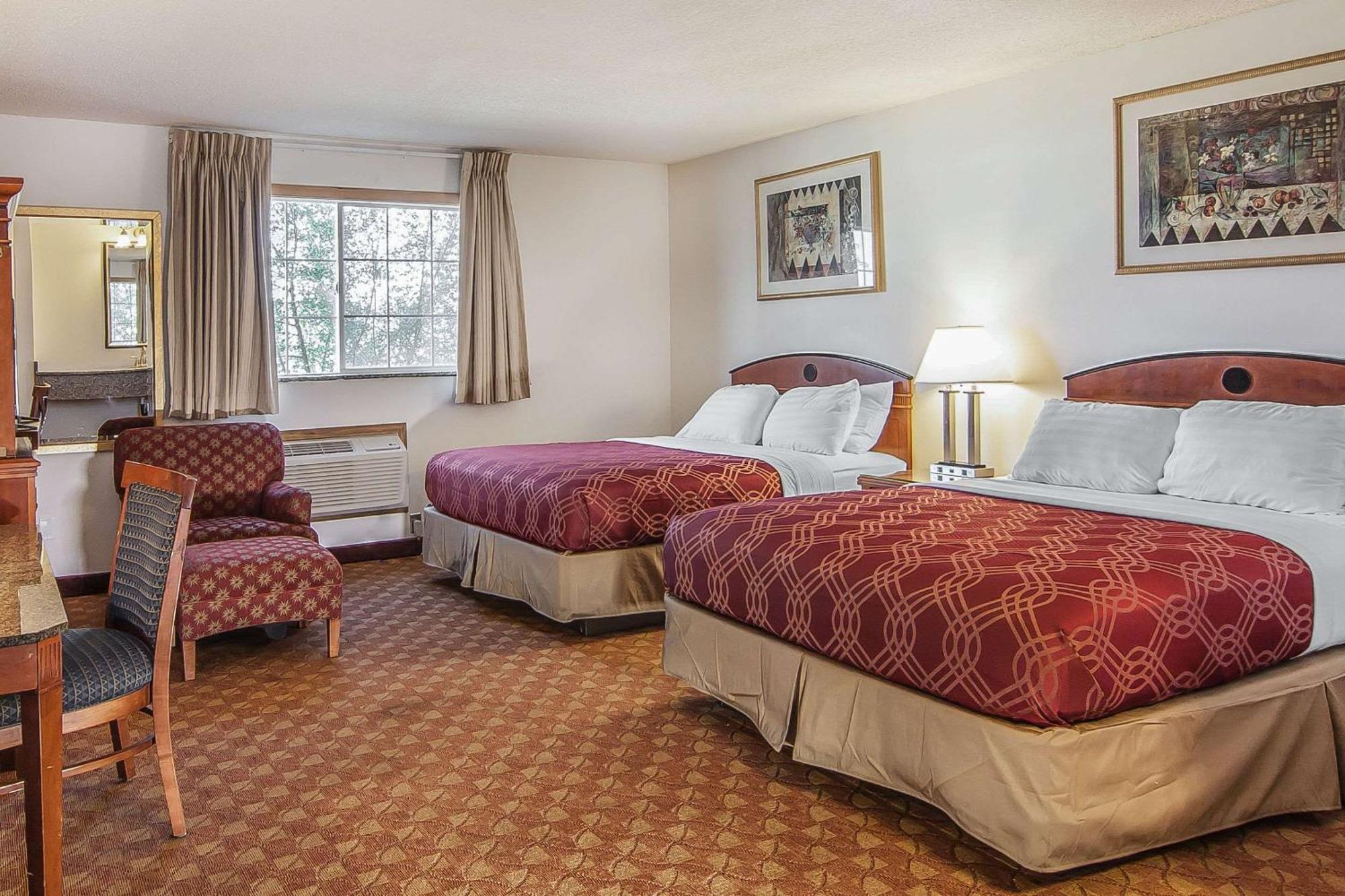 Econo Lodge Inn & Suites Madras Εξωτερικό φωτογραφία