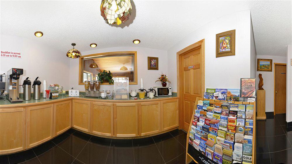 Econo Lodge Inn & Suites Madras Εξωτερικό φωτογραφία